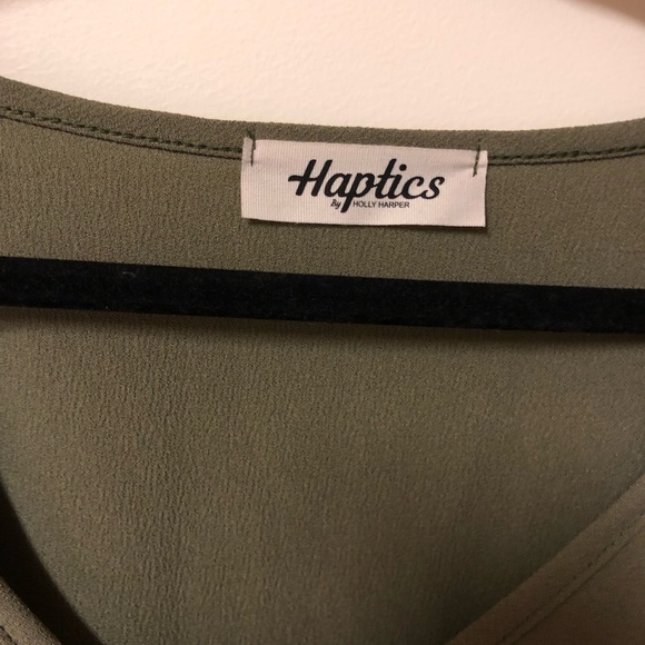 Green Dress with Pockets - Picture 4 of 5